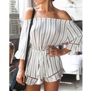 ✨Beginning Off-The-Shoulder Striped Summer Romper✨